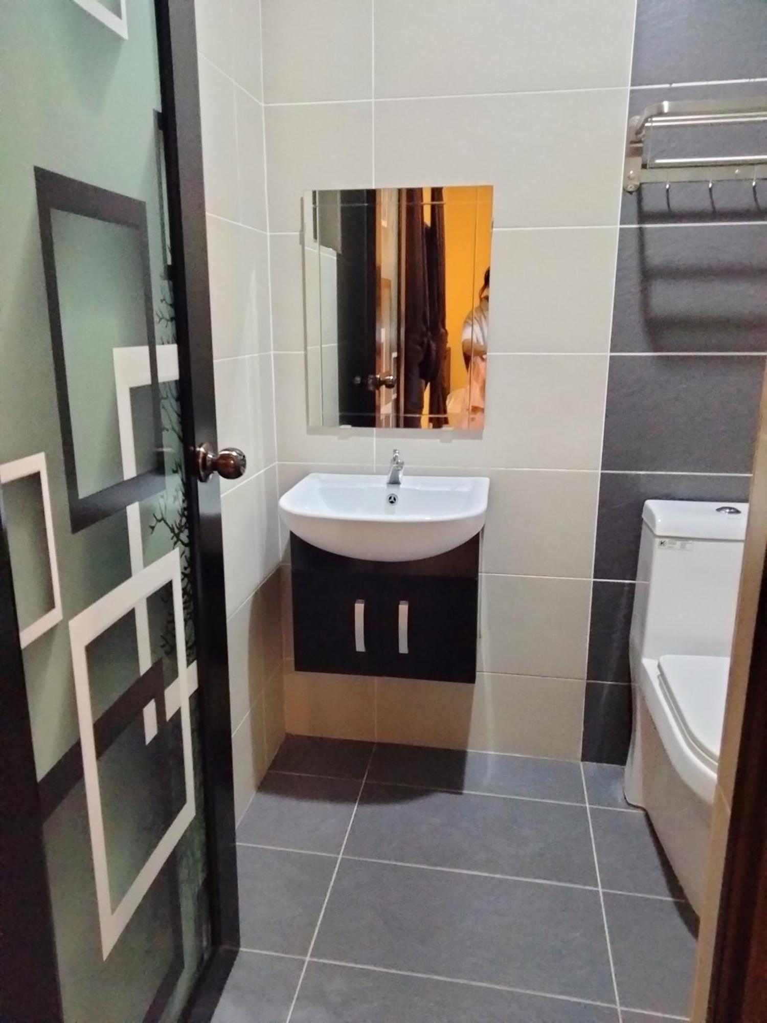 Weng Kong Homestay Slim River Exterior photo