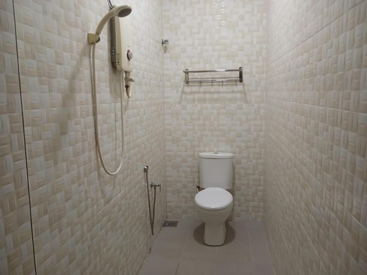 Weng Kong Homestay Slim River Exterior photo