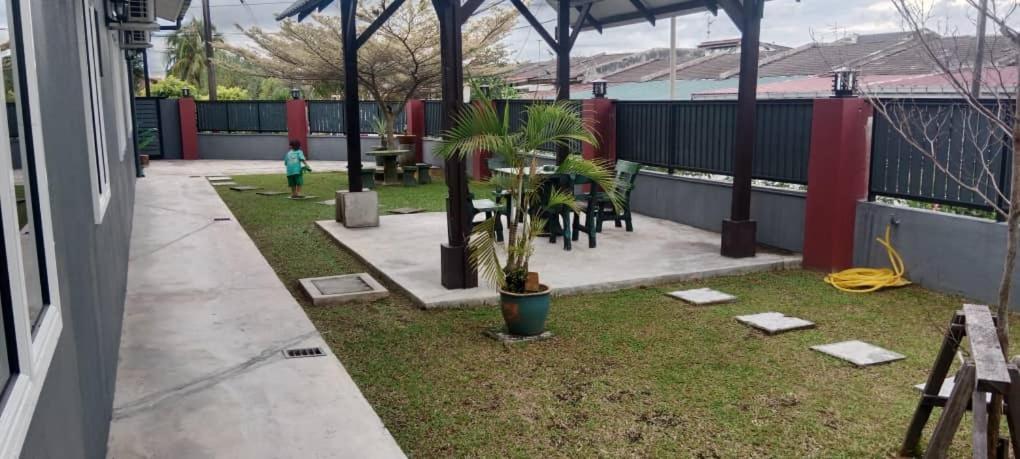 Weng Kong Homestay Slim River Room photo