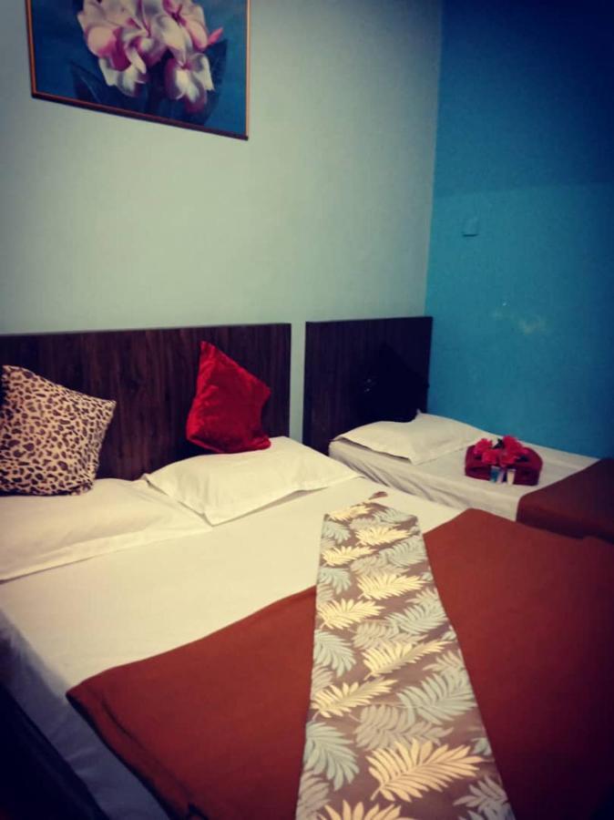 Weng Kong Homestay Slim River Exterior photo